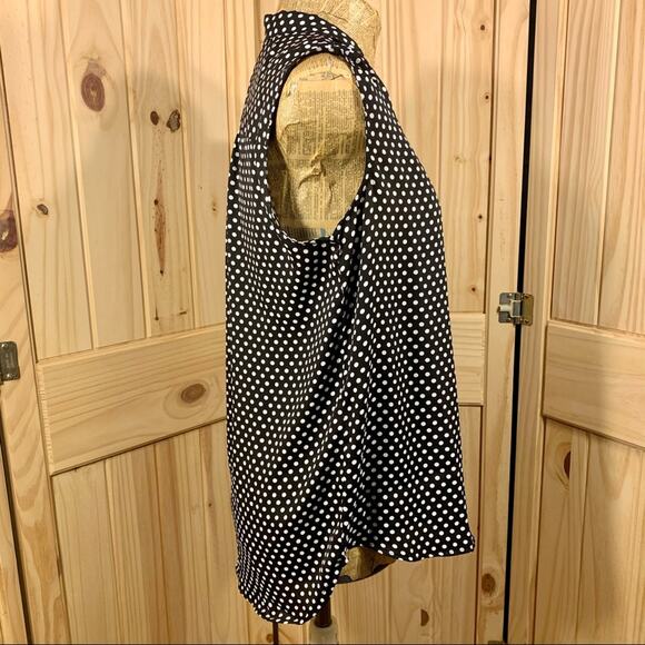 Jones New York Sleeveless Blouse Women Small V-neck Black Polka Dot Silky Tunic - Picture 3 of 10